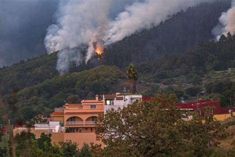 Thousands more evacuated as Tenerife fire rages on Spain’s Canary Islands